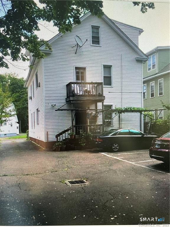 136 Circular Avenue Hamden CT 06514