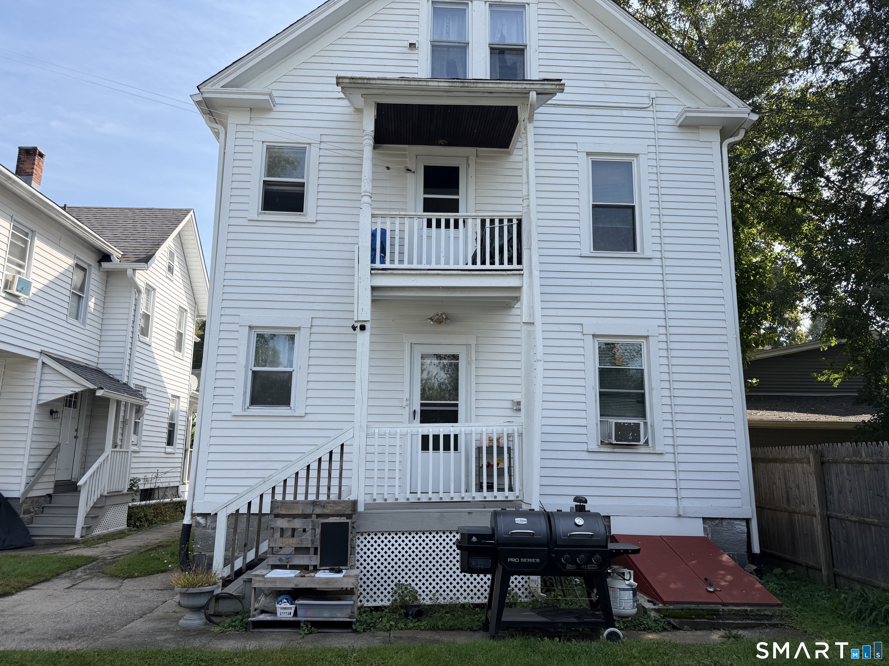 9-11 Hodge Avenue Ansonia CT 06401