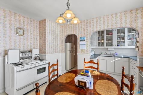 82-84 Thomaston Street Hartford CT 06112