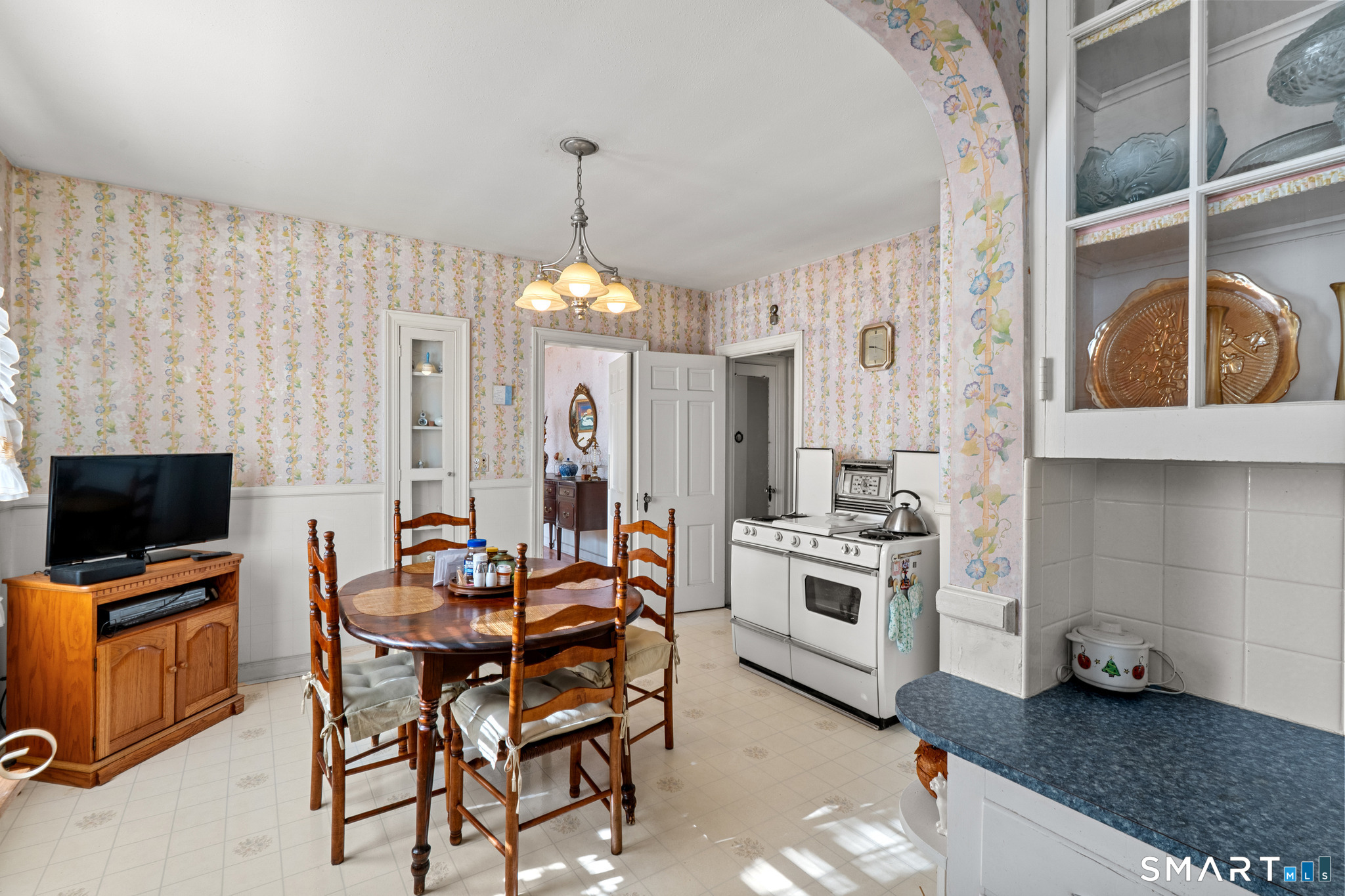 82-84 Thomaston Street Hartford CT 06112