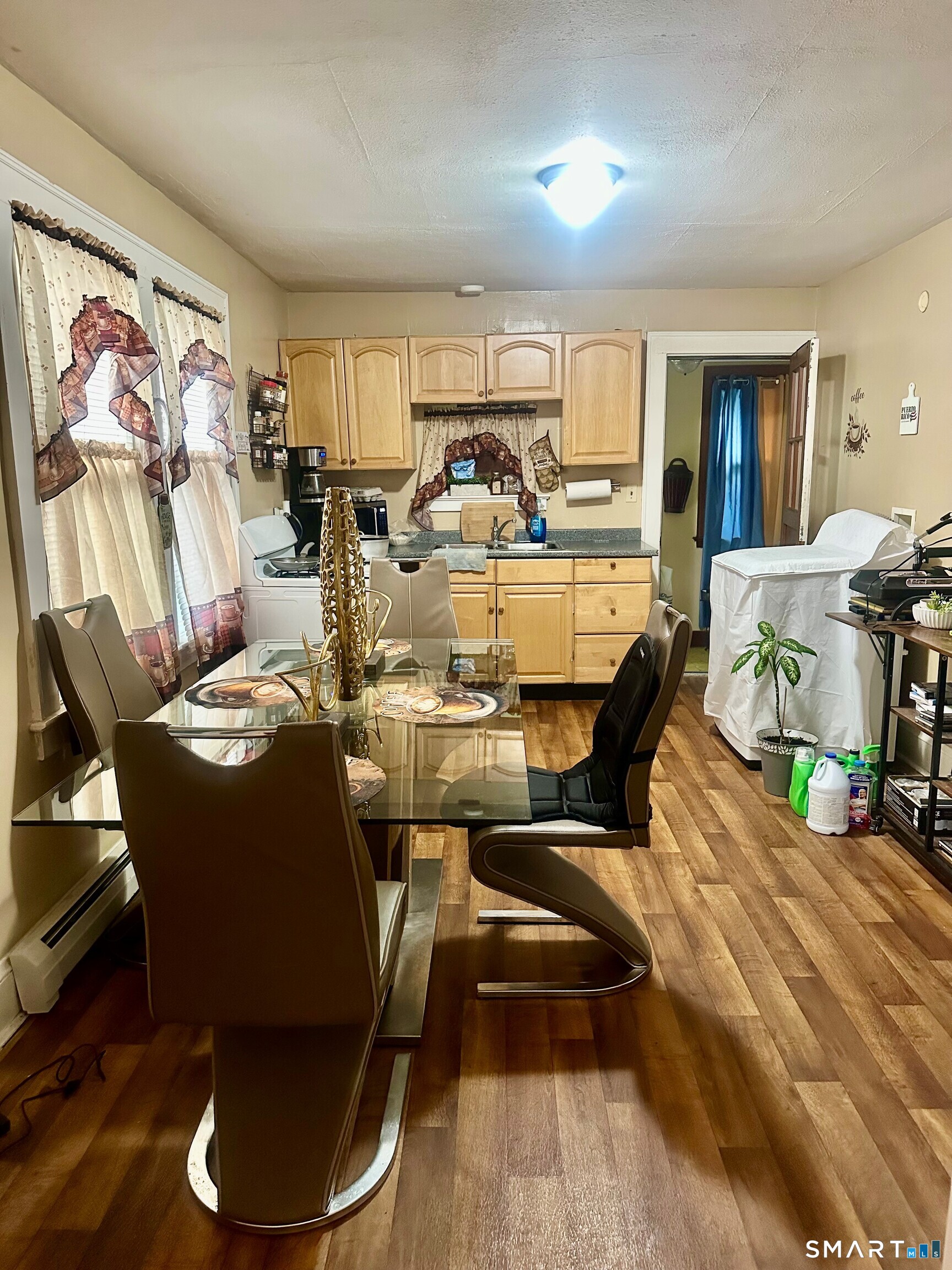 53 Woodland Street Manchester CT 06042