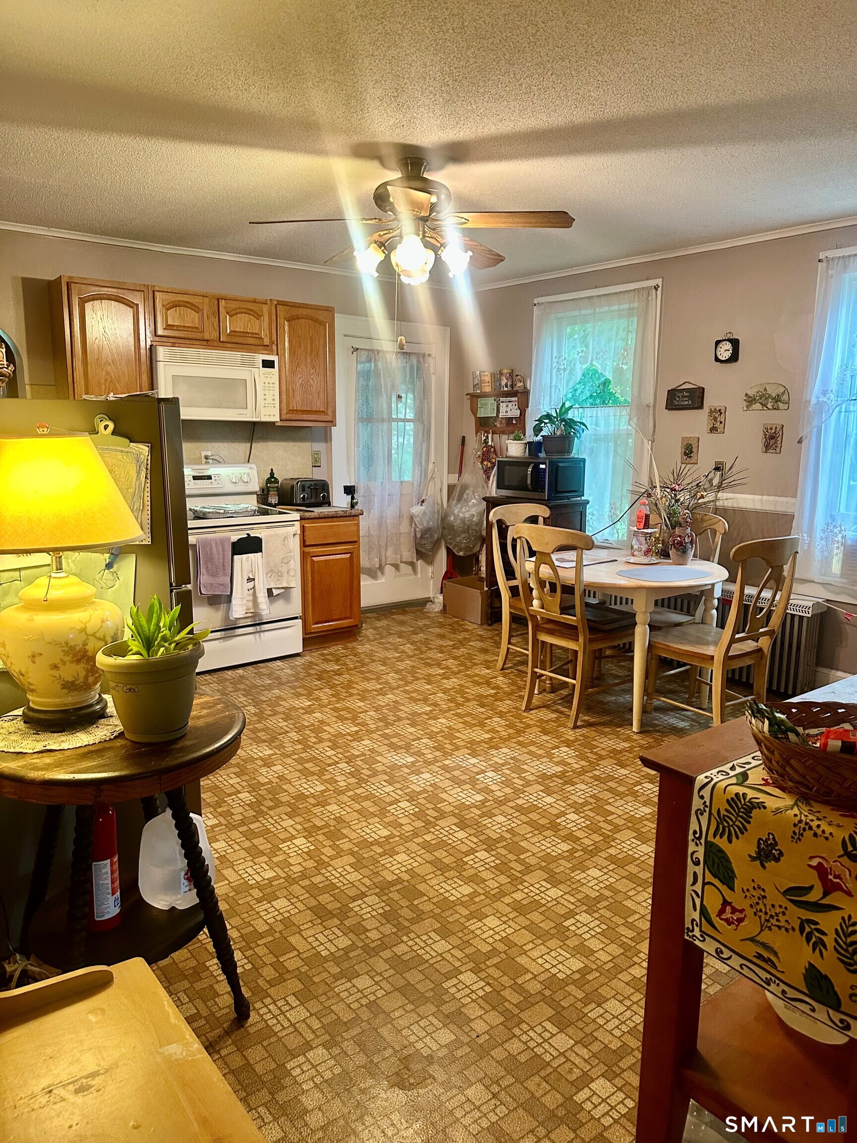 53 Woodland Street Manchester CT 06042