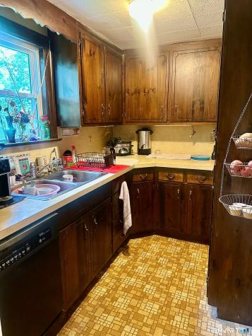 53 Woodland Street Manchester CT 06042