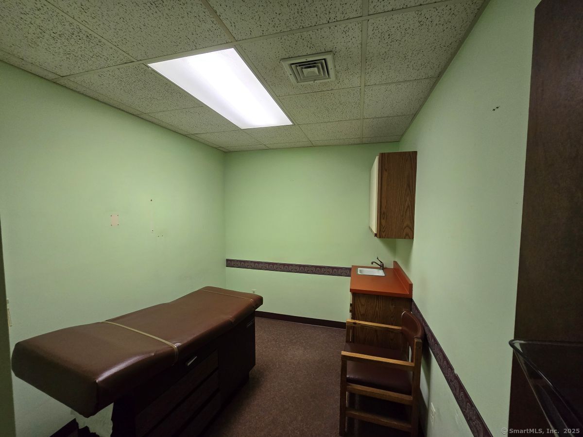 25 Clinton Street New Britain CT 06053
