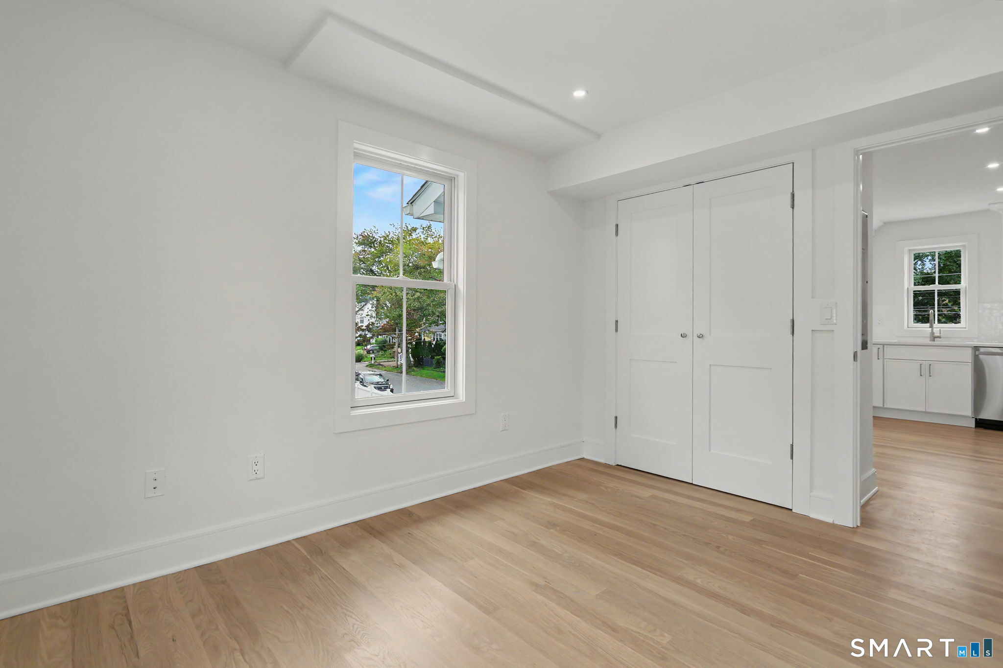43 Helen Street Fairfield CT 06824