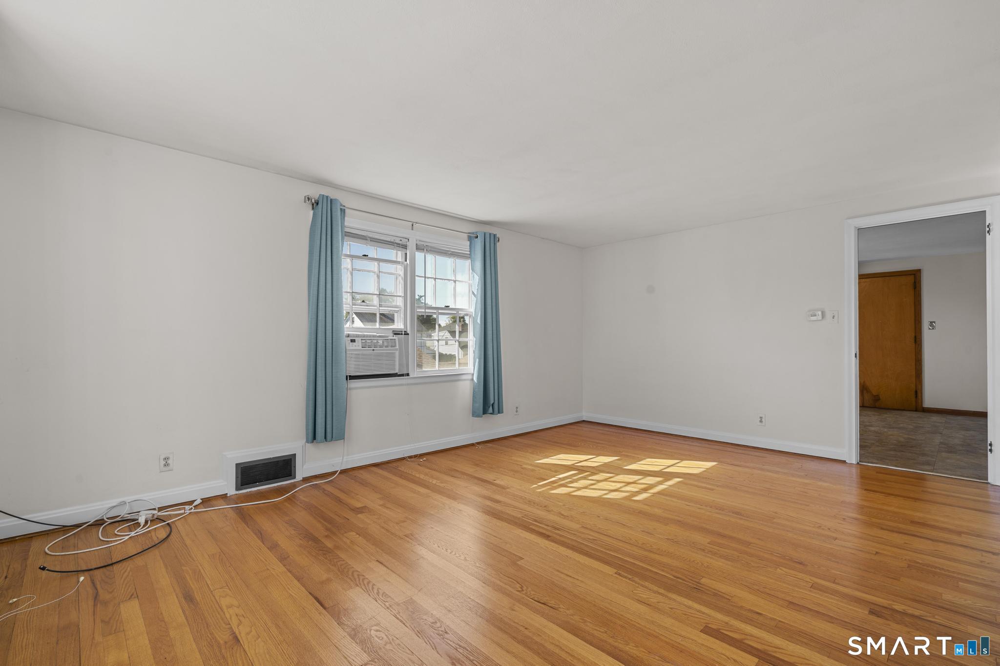 21 Fairfax Avenue West Hartford CT 06119