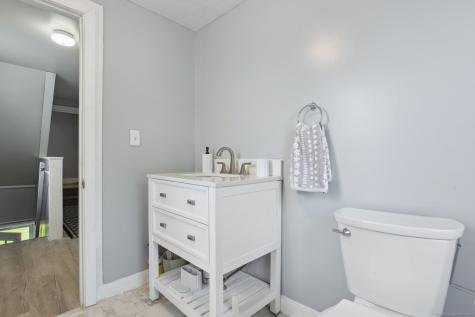 8 3RD Street Norwich CT 06360