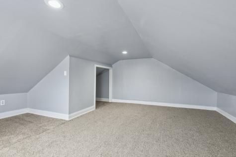 8 3RD Street Norwich CT 06360