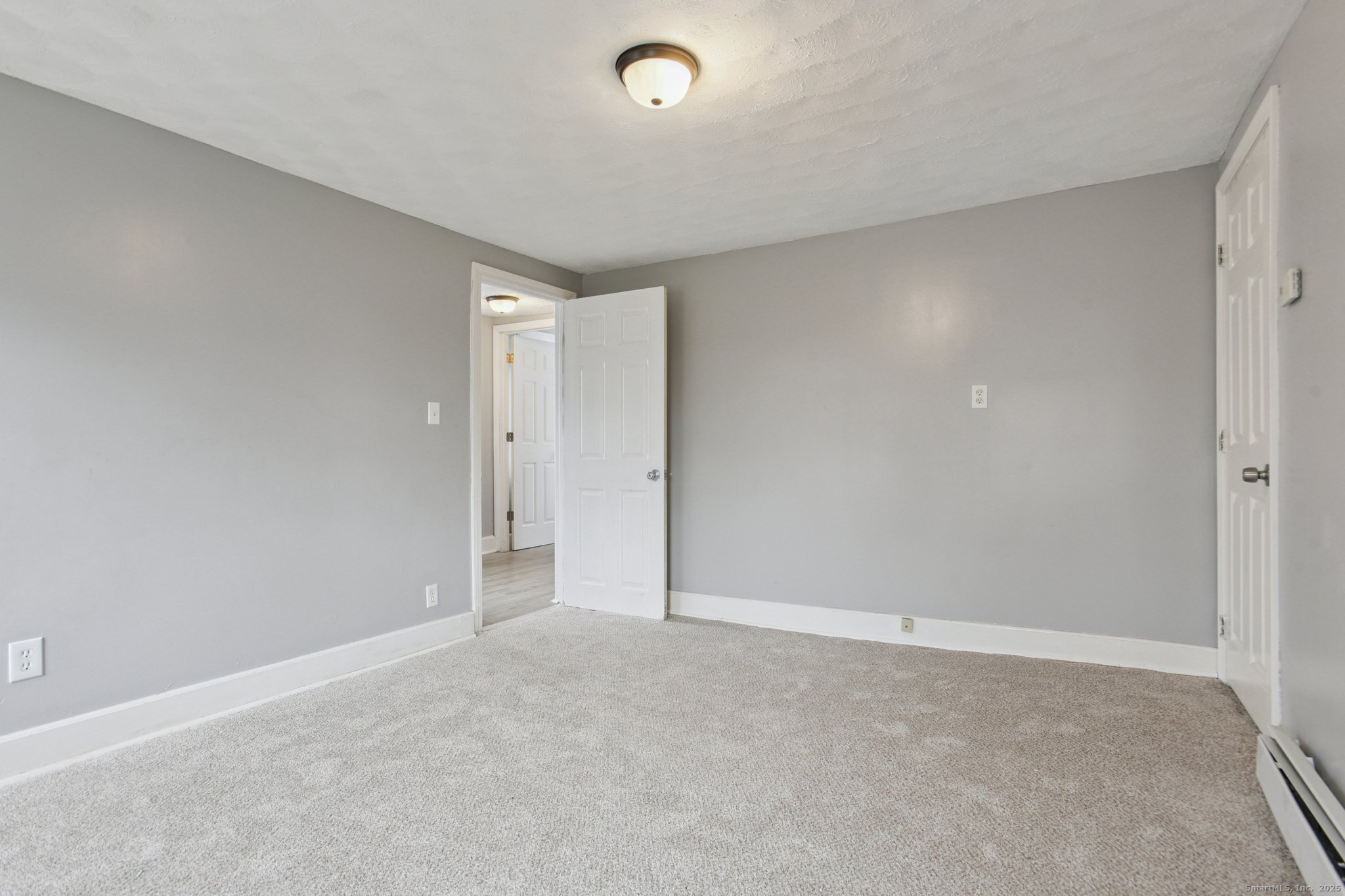 8 3RD Street Norwich CT 06360