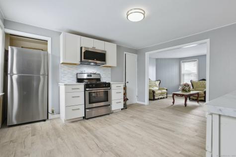 8 3RD Street Norwich CT 06360
