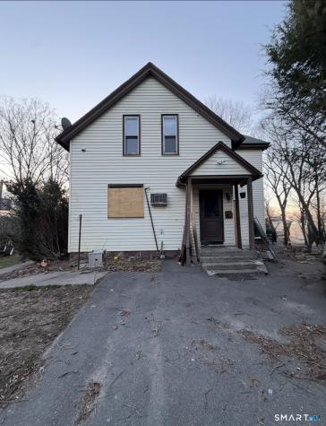 76 Chapman Avenue Waterbury CT 06710