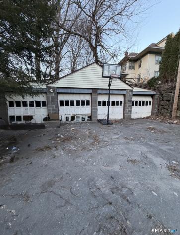 76 Chapman Avenue Waterbury CT 06710