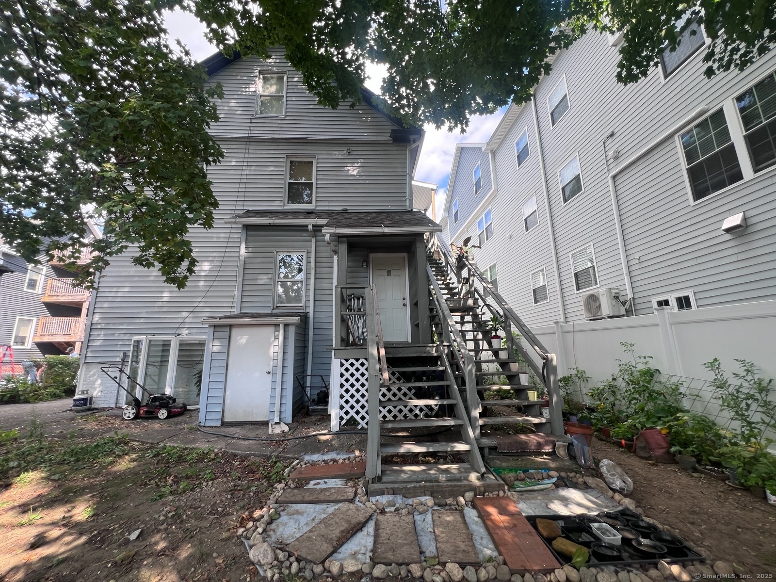 51 4TH Street Stamford CT 06905