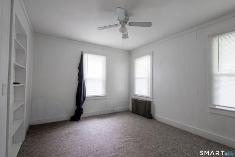 24 Central Avenue Norwich CT 06360