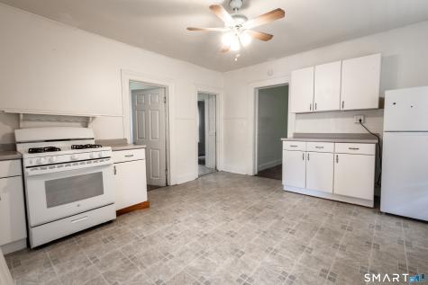 24 Central Avenue Norwich CT 06360