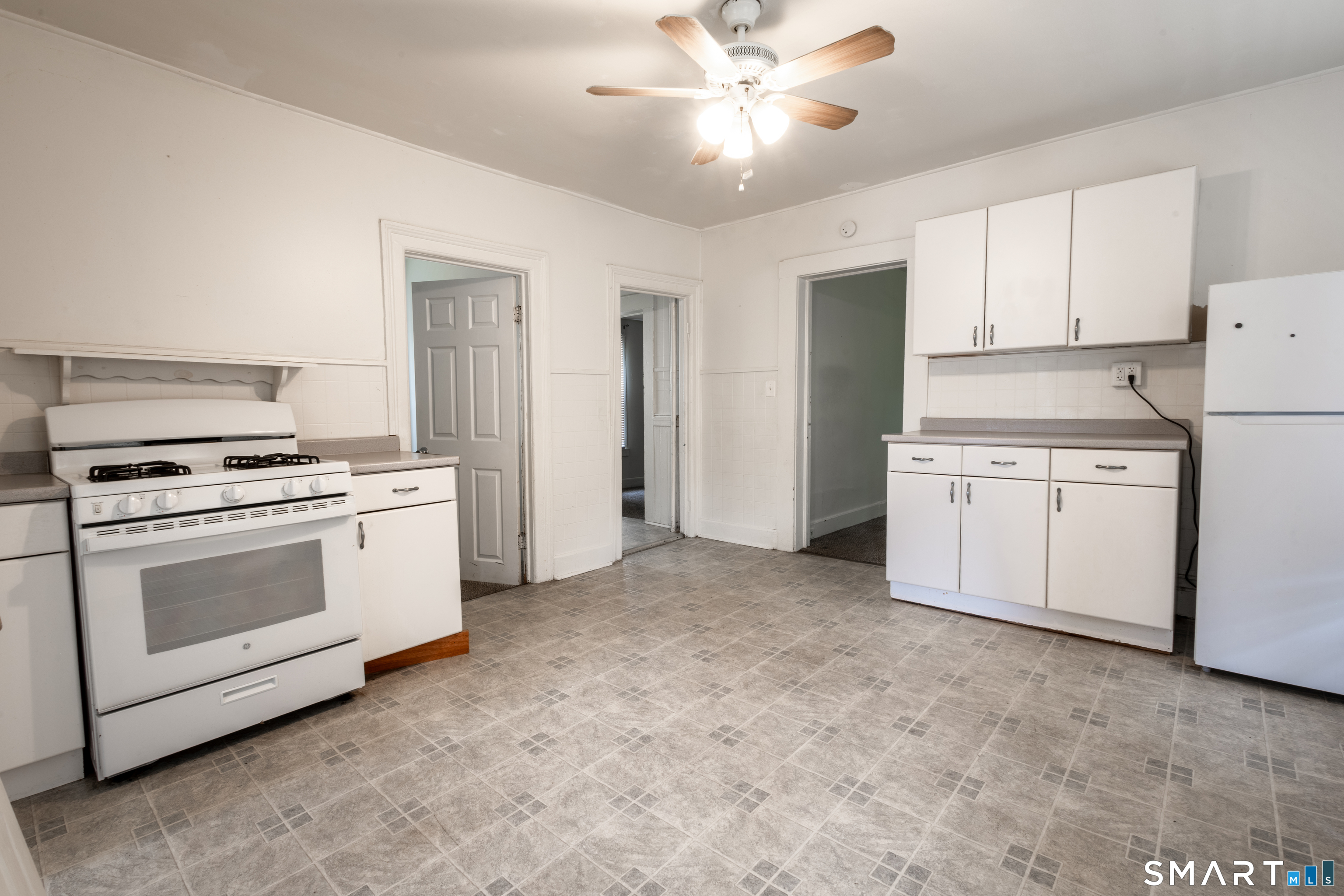 24 Central Avenue Norwich CT 06360