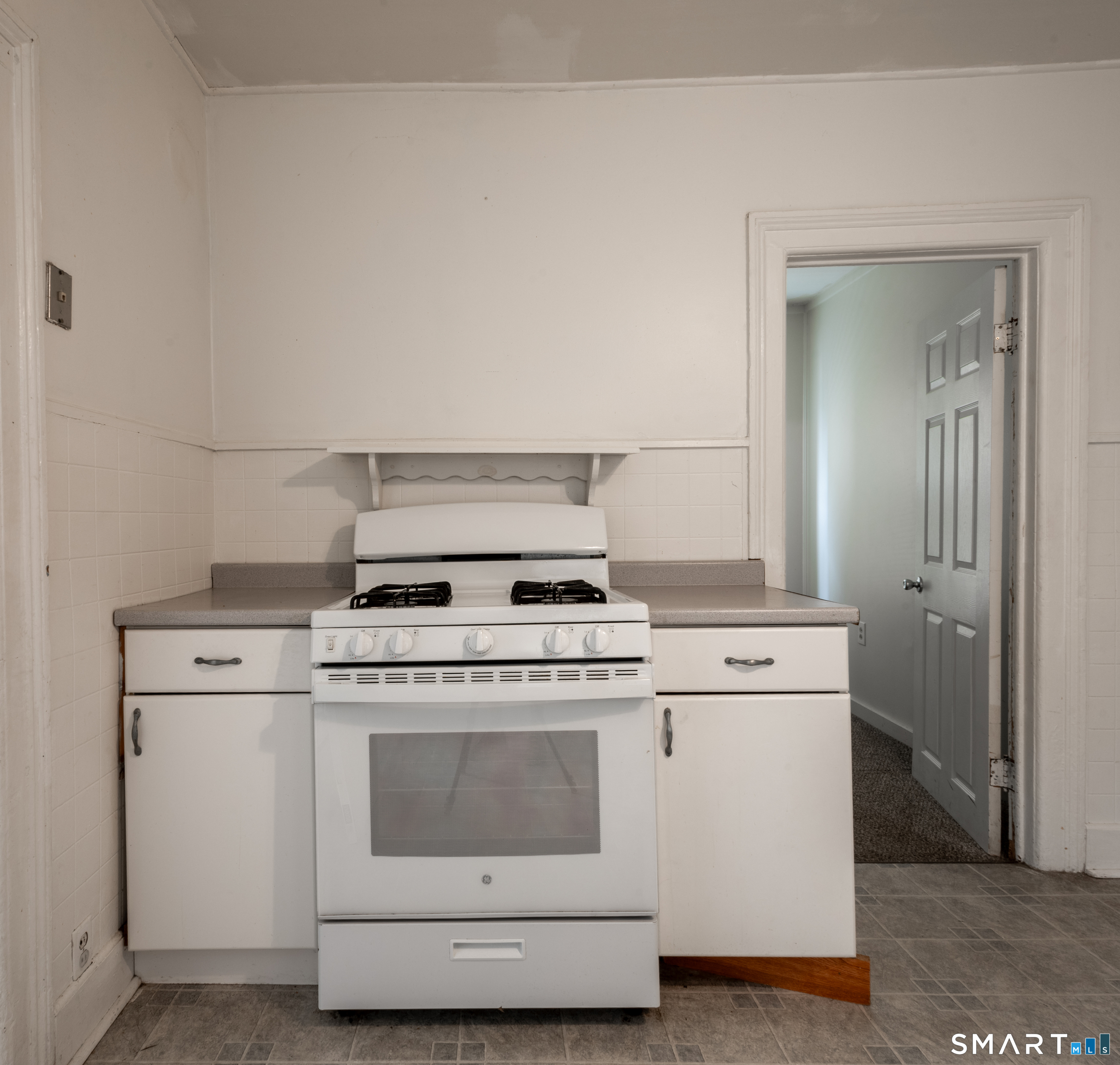 24 Central Avenue Norwich CT 06360