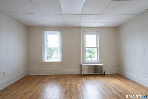24 Central Avenue Norwich CT 06360