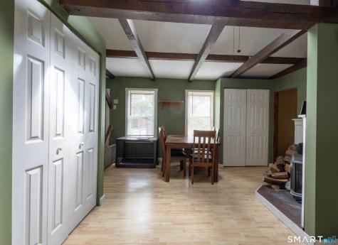24 Central Avenue Norwich CT 06360
