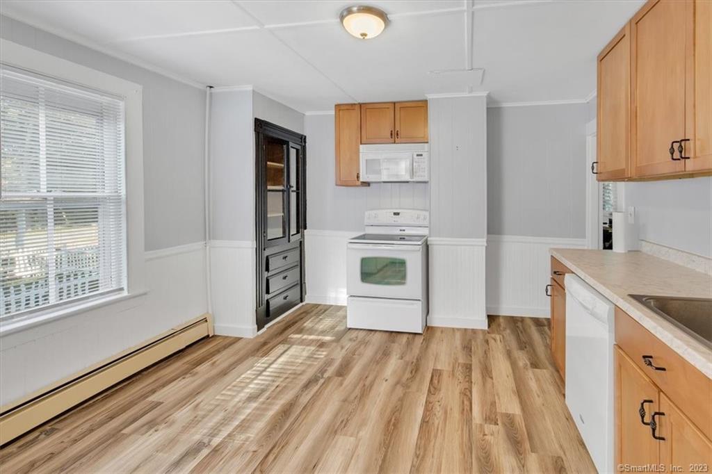 56 Winter Street Manchester CT 06040