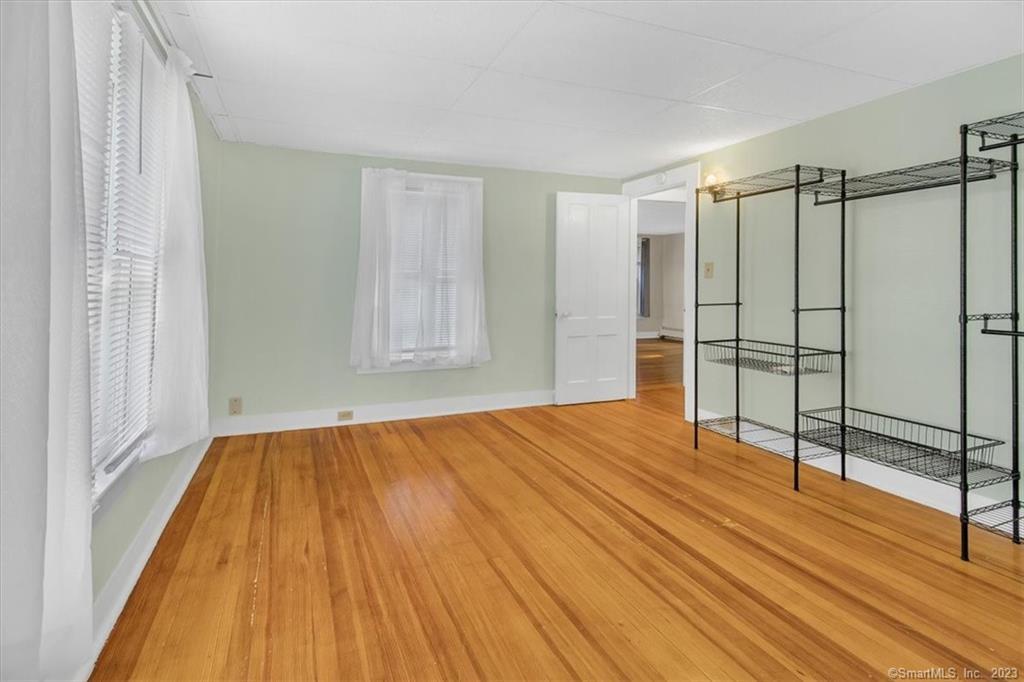 56 Winter Street Manchester CT 06040