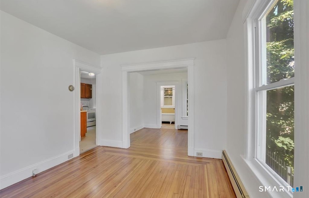 56 Winter Street Manchester CT 06040