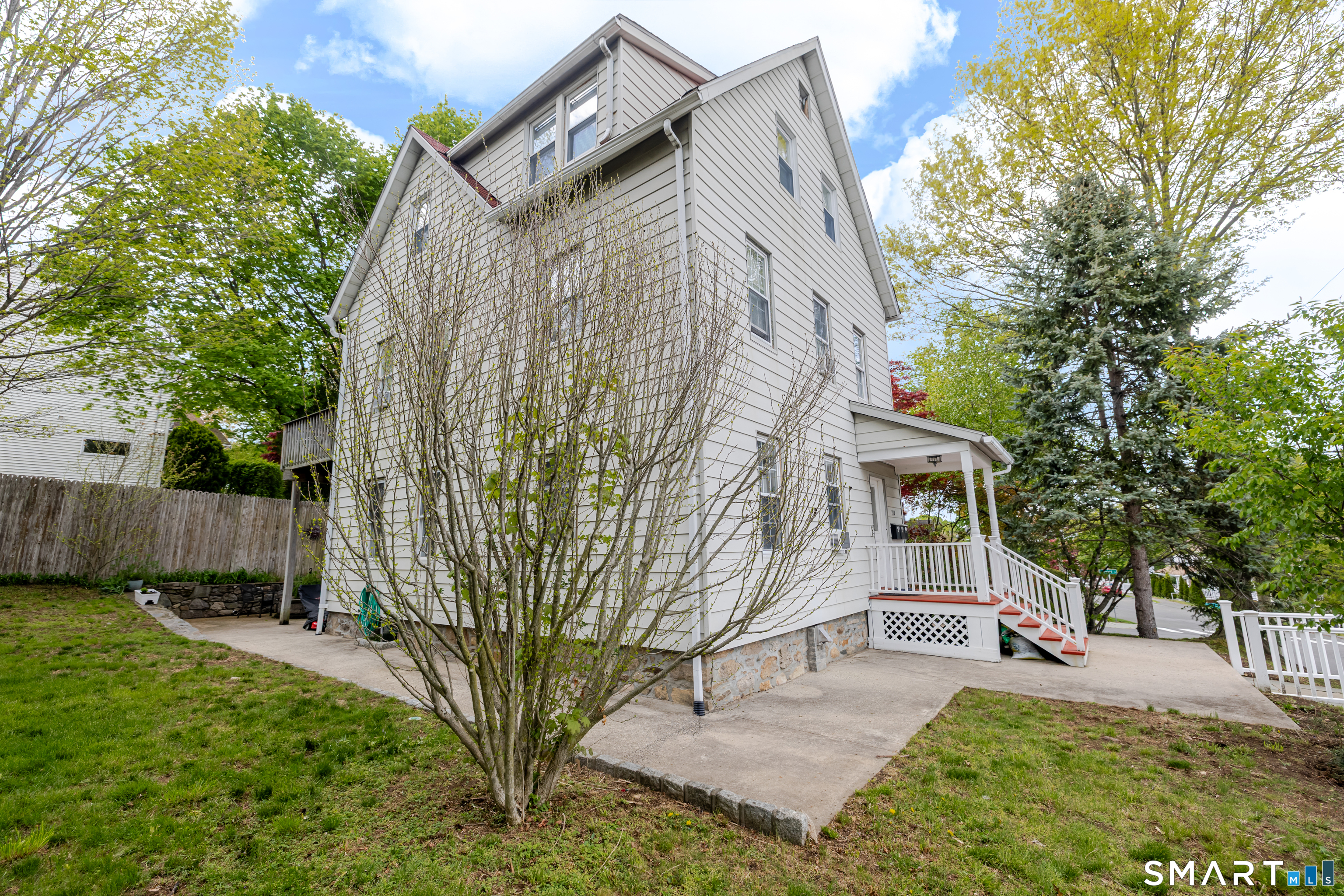 192 Knickerbocker Avenue Stamford CT 06907