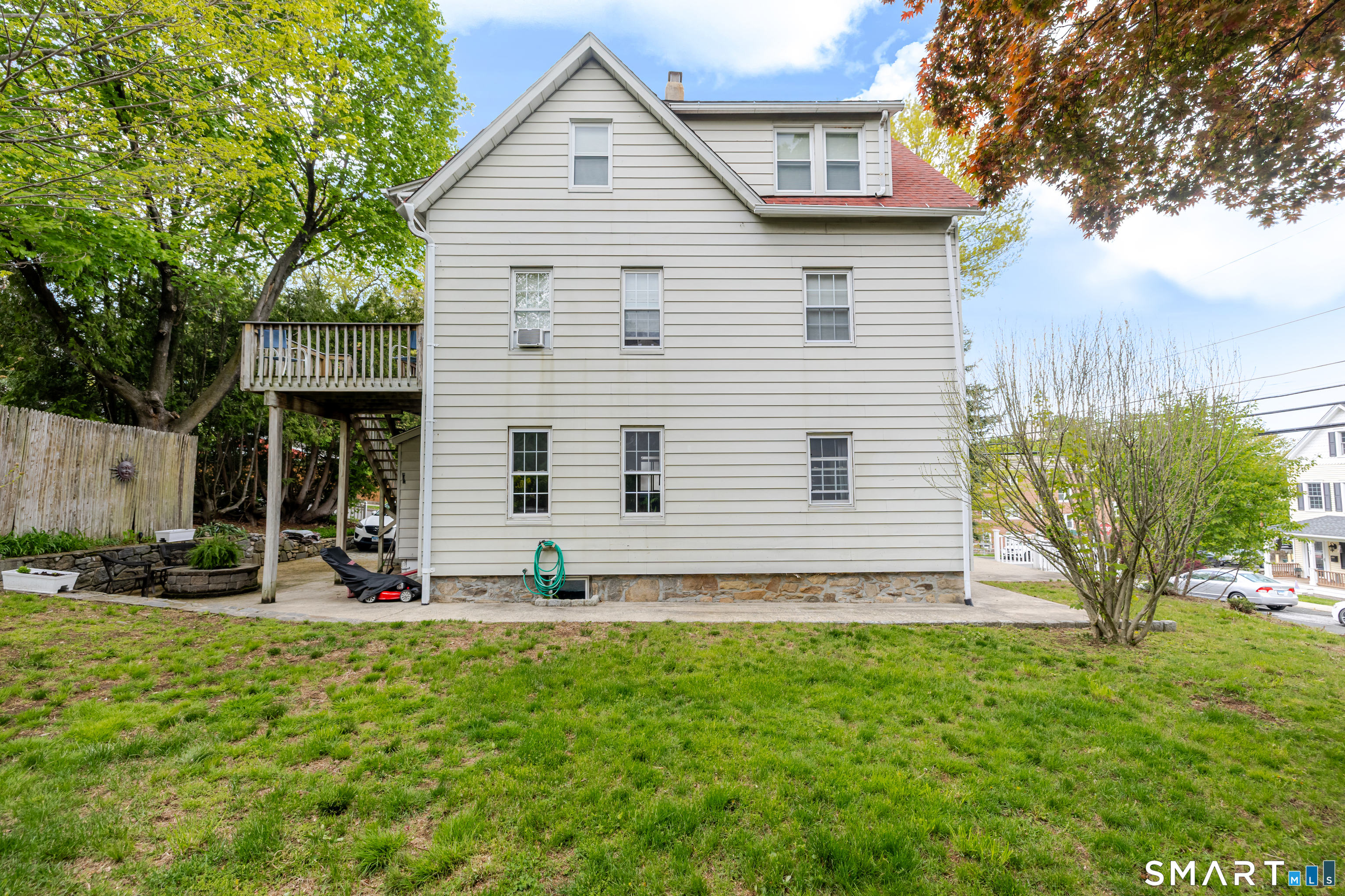 192 Knickerbocker Avenue Stamford CT 06907
