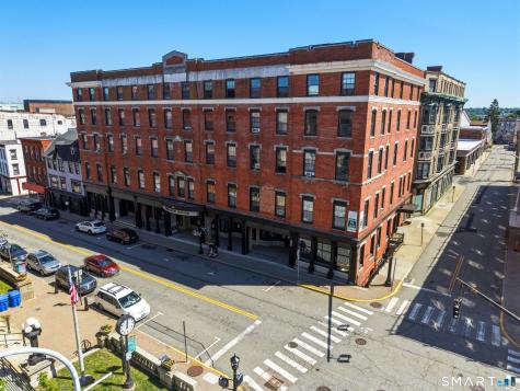 35 Union Street New London CT 06320