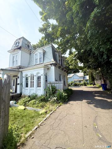 32 Catherine Street Norwalk CT 06851