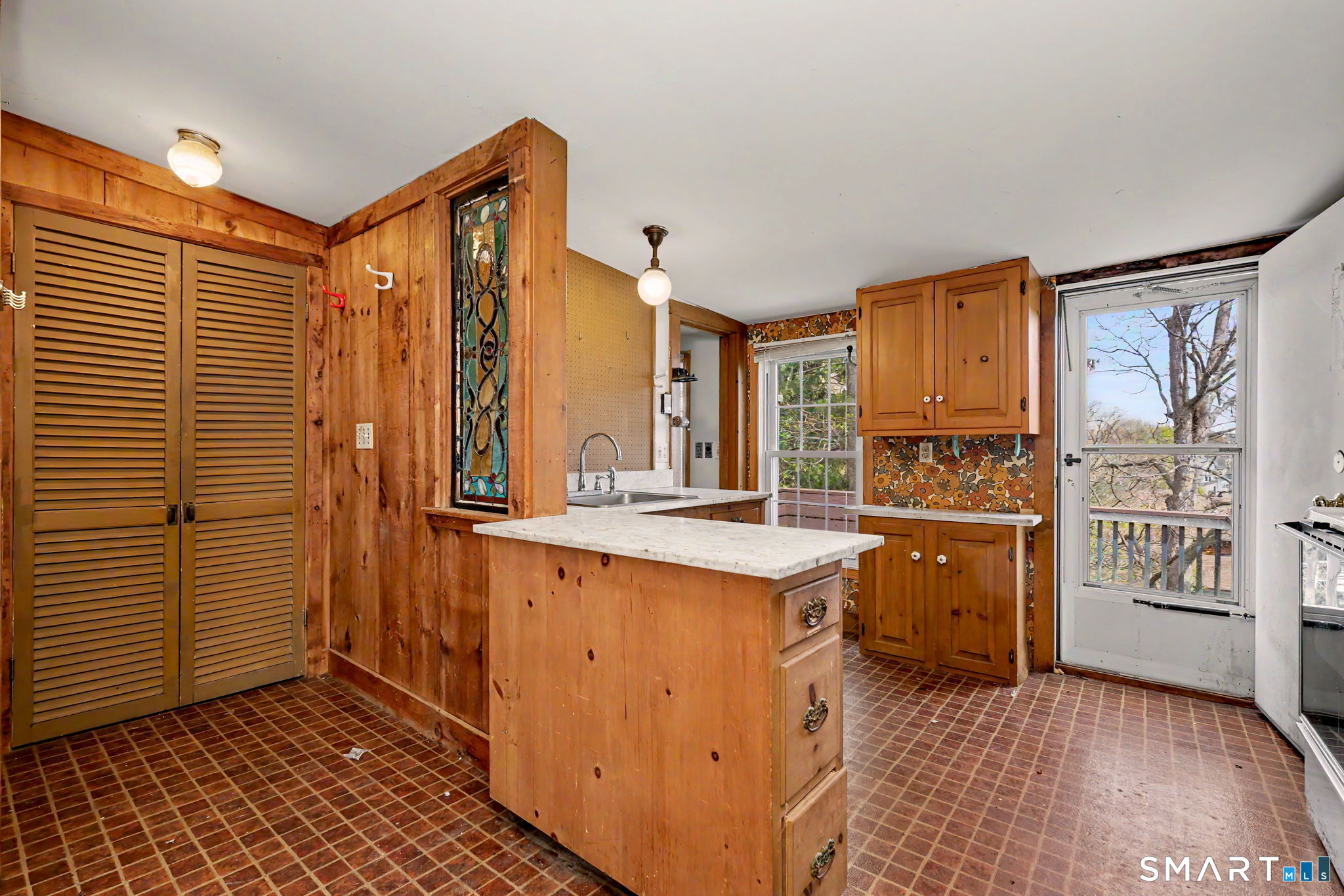 12 Bank Street Groton CT 06355