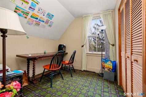 12 Bank Street Groton CT 06355