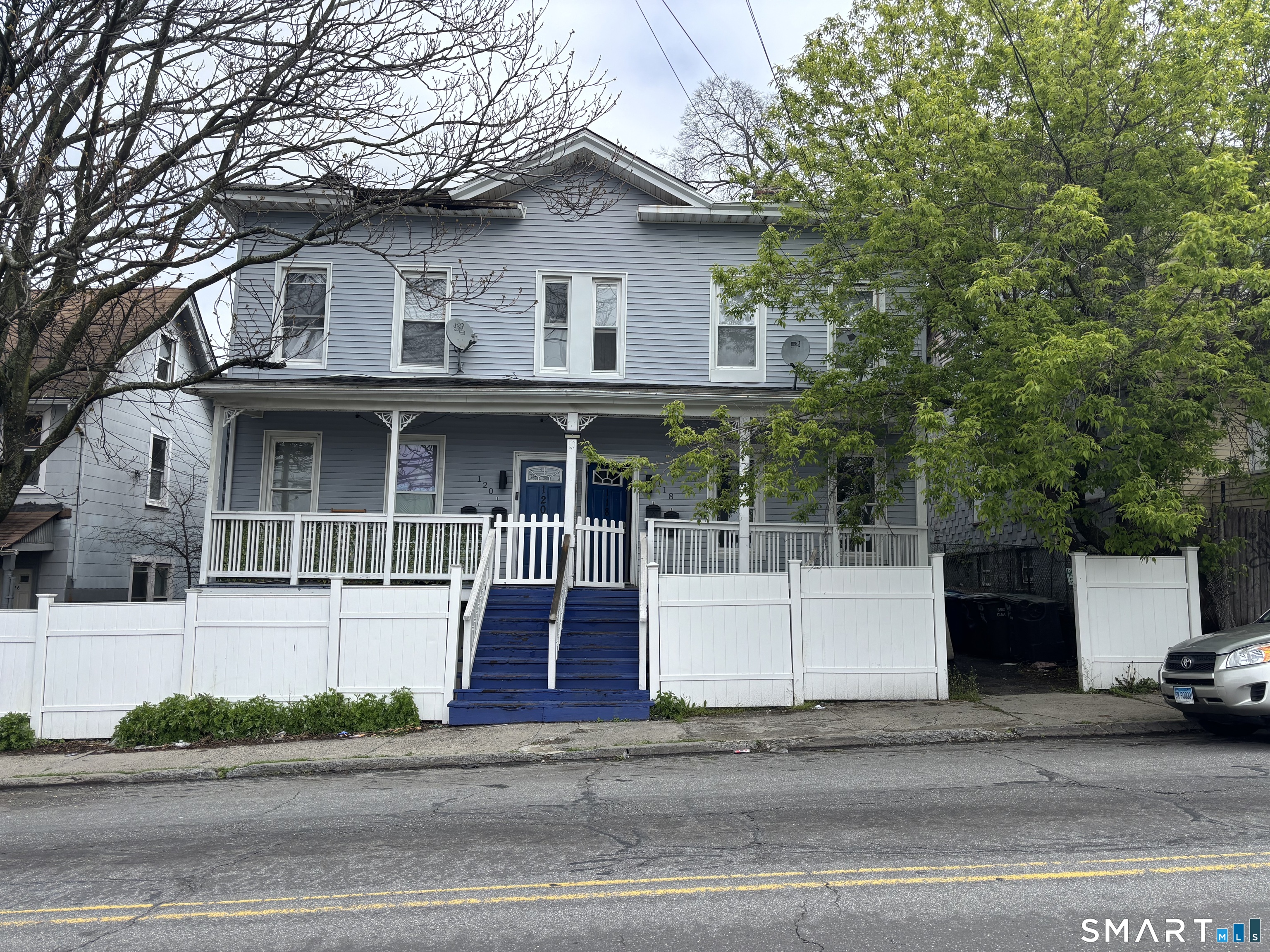 118-120 Pequonnock Street Bridgeport CT 06604