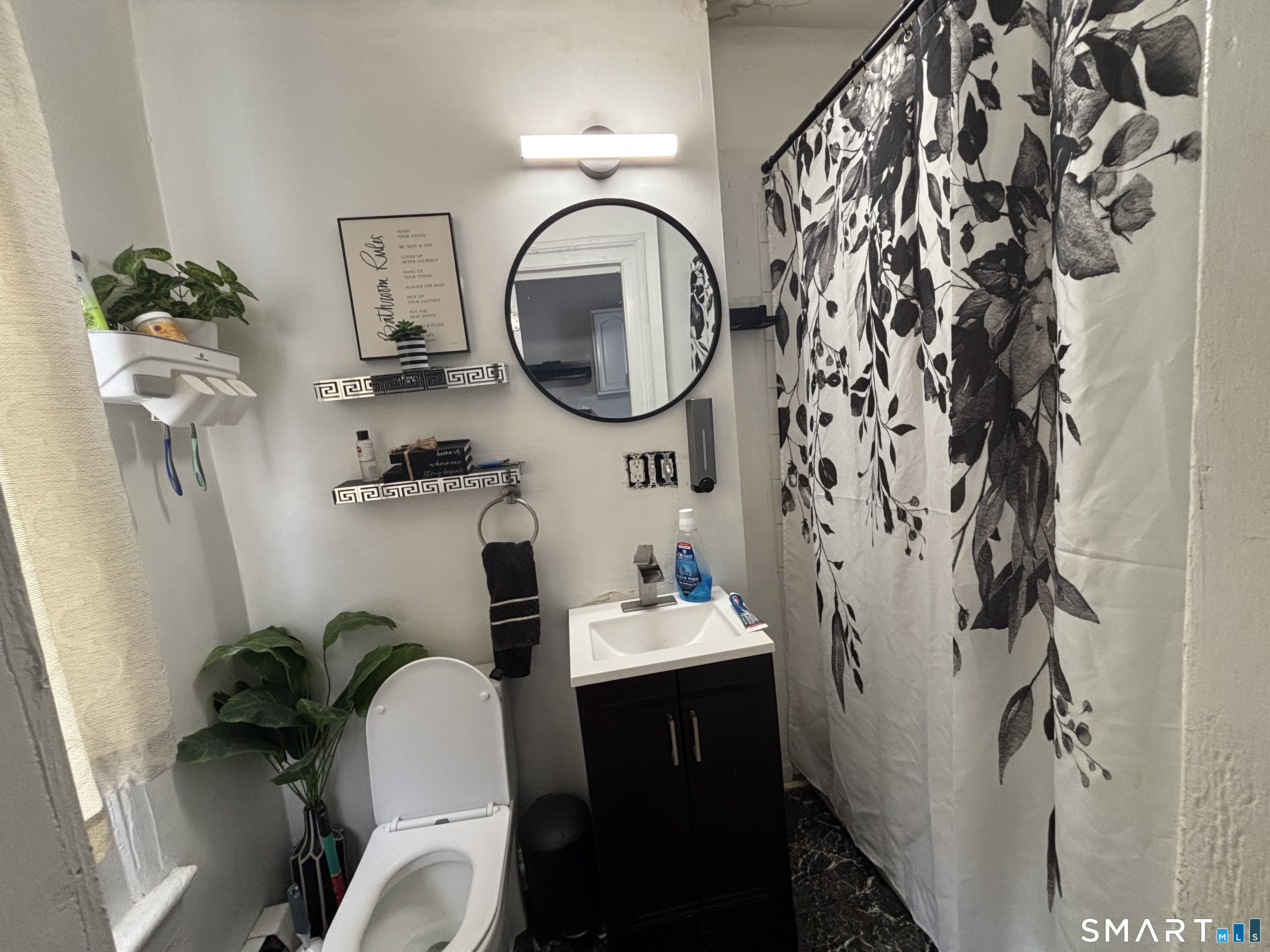 118-120 Pequonnock Street Bridgeport CT 06604