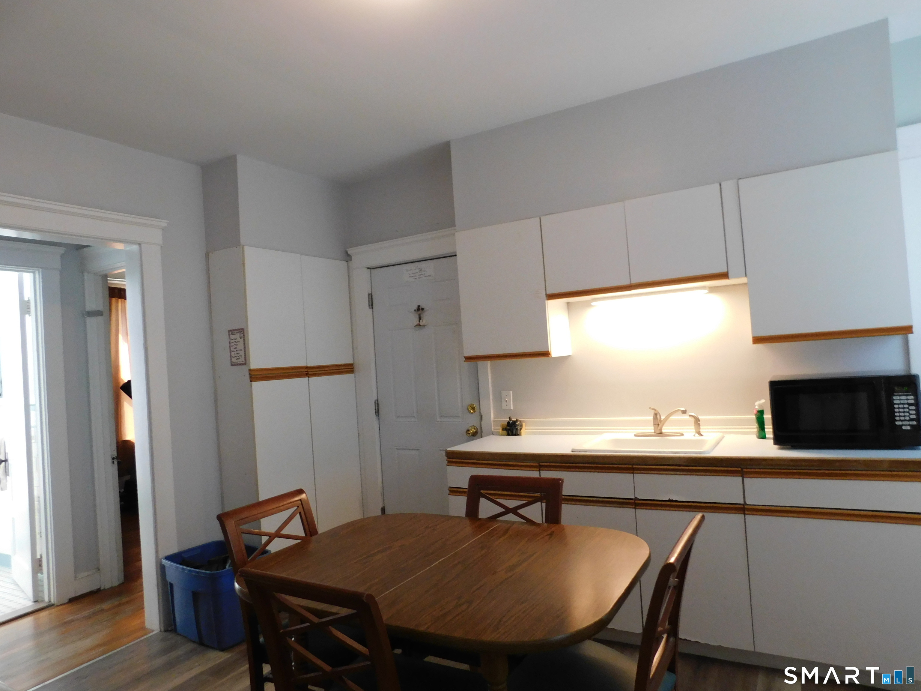 162 Helen Street Hamden CT 06514