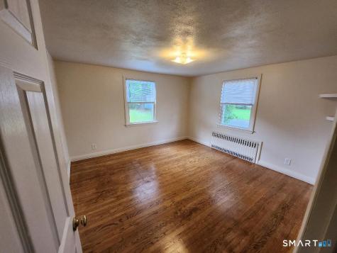 40 Glenwood Street Manchester CT 06040