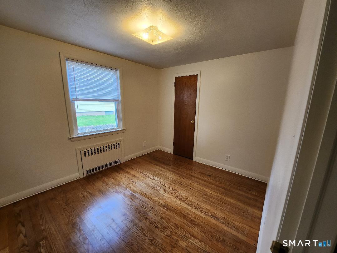 40 Glenwood Street Manchester CT 06040