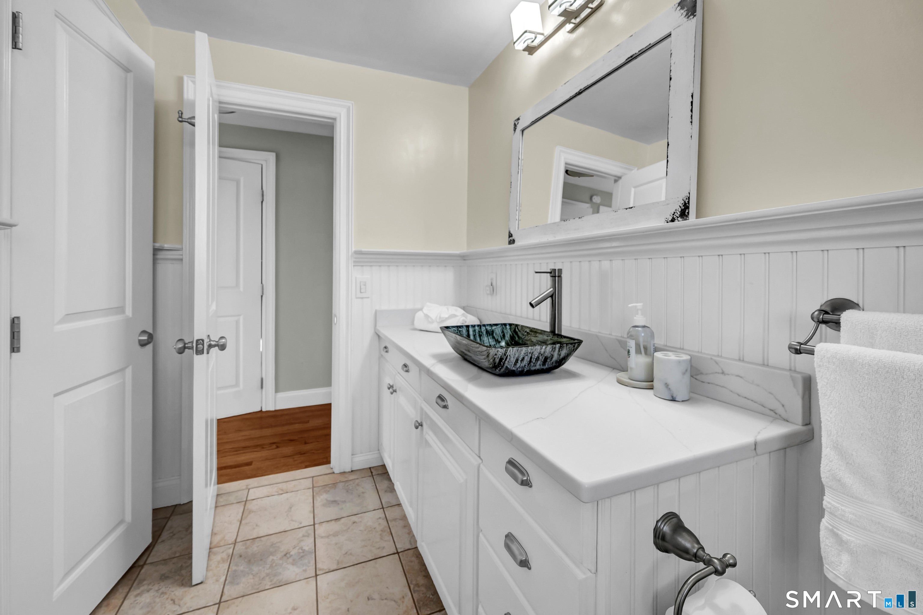 4 Anchor Street Danbury CT 06811