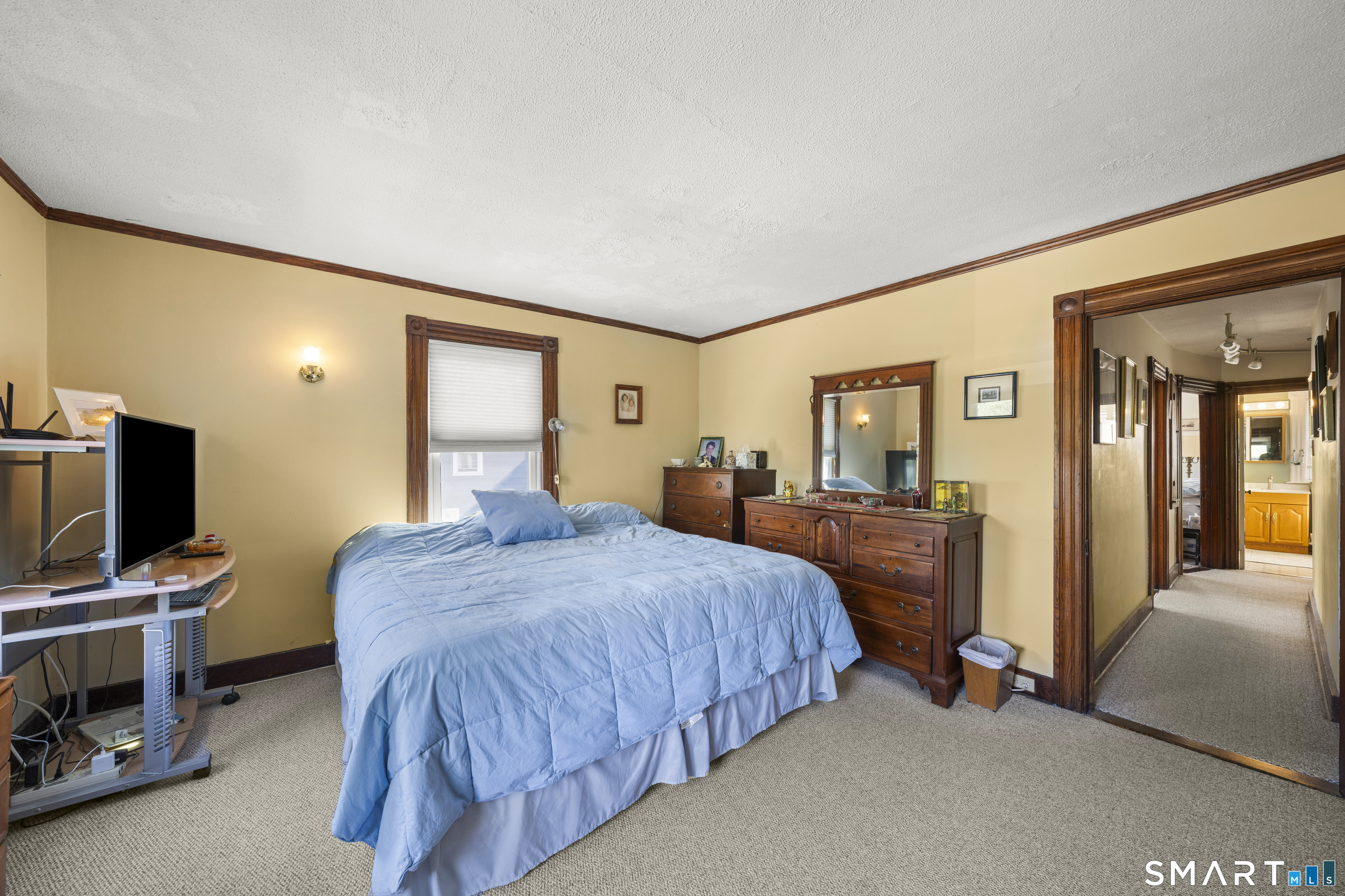 52 Russell Street Manchester CT 06040