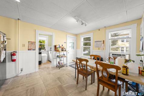 52 Russell Street Manchester CT 06040