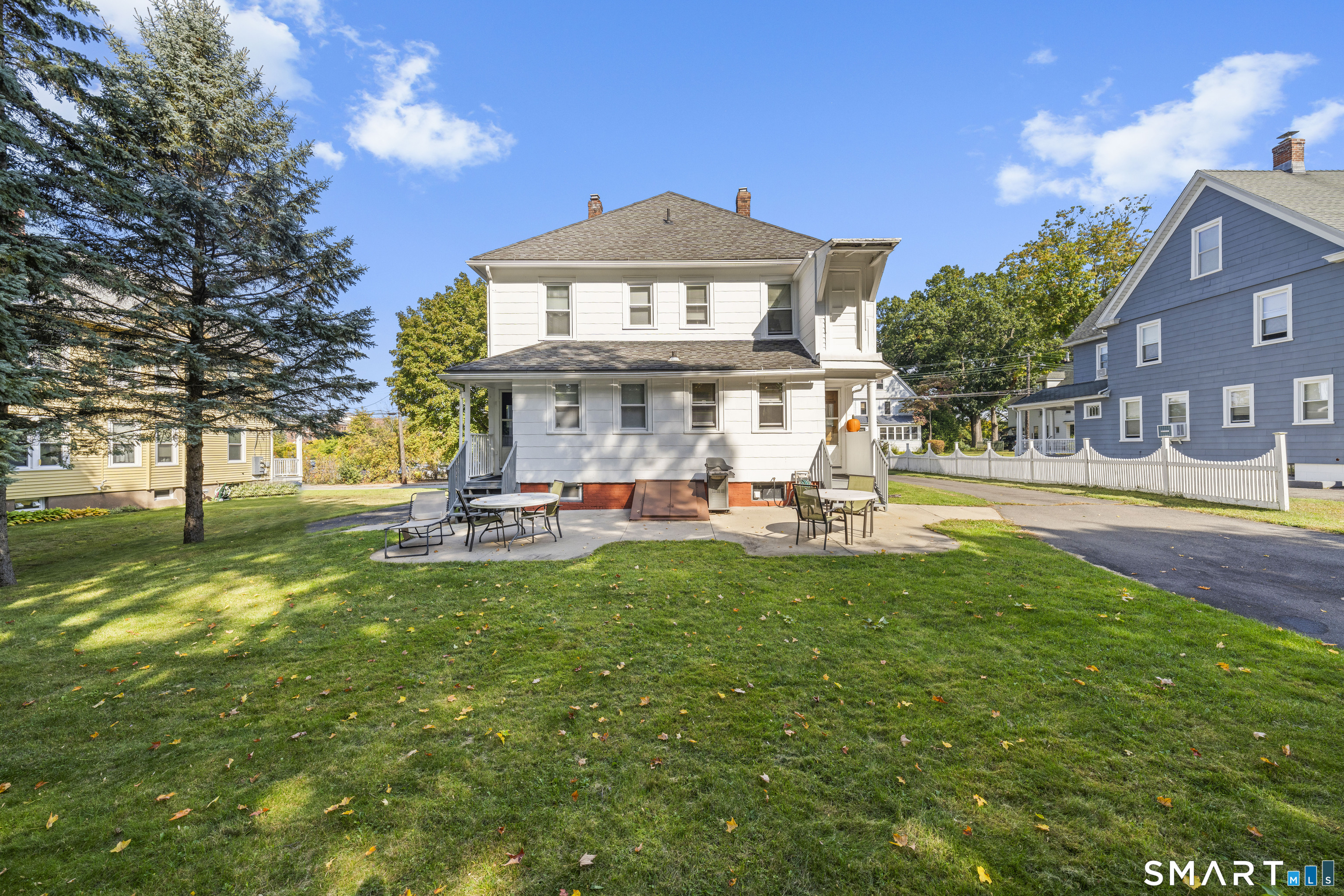 52 Russell Street Manchester CT 06040