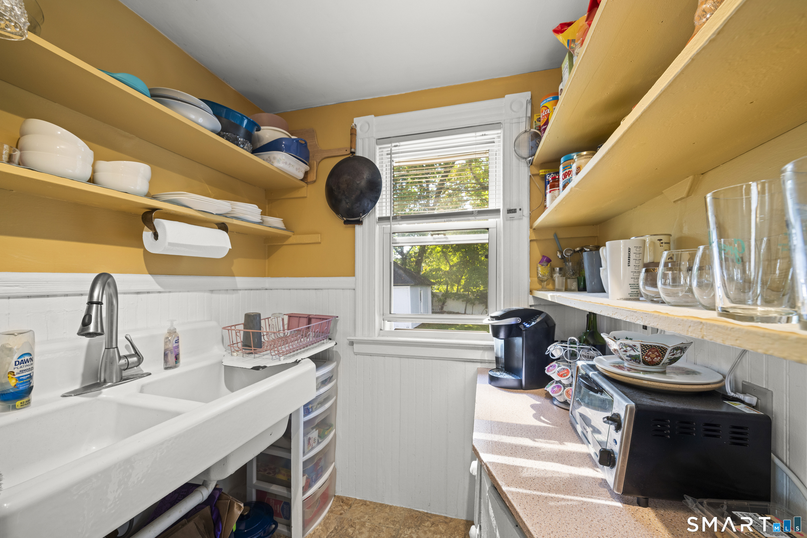 52 Russell Street Manchester CT 06040