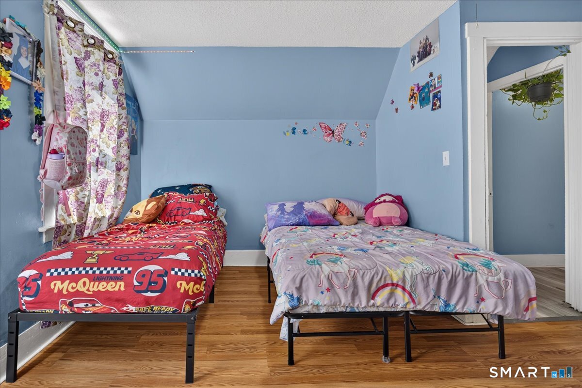 67 Clay Street New Haven CT 06513