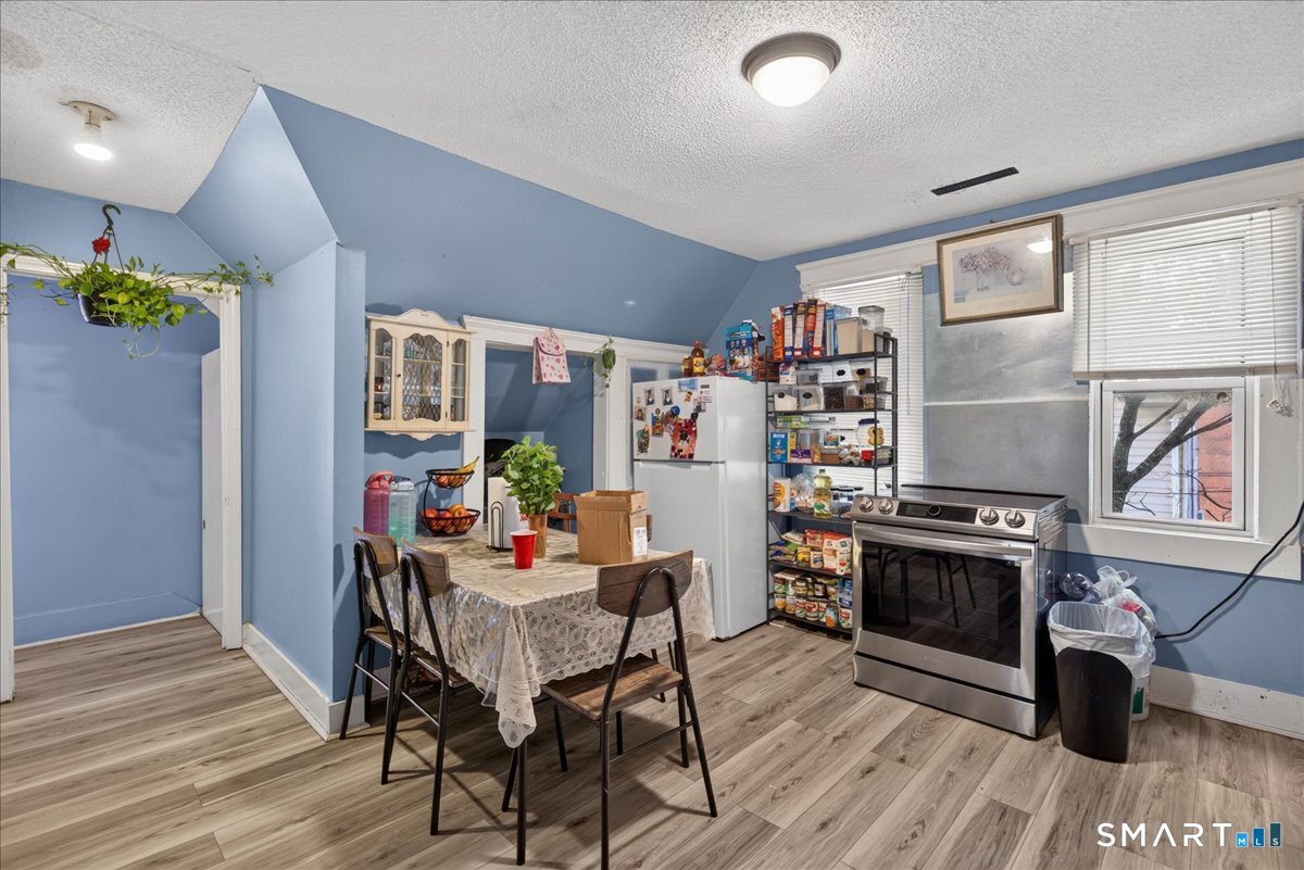 67 Clay Street New Haven CT 06513