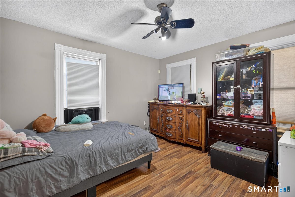 67 Clay Street New Haven CT 06513