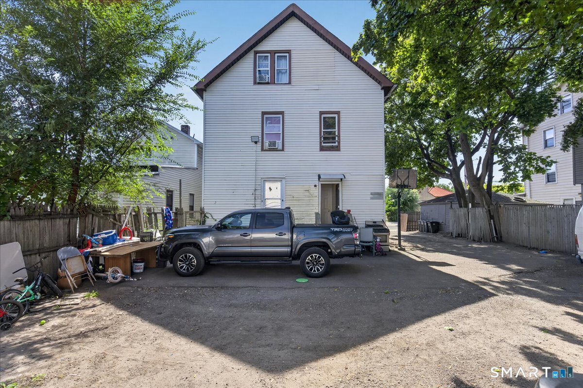 67 Clay Street New Haven CT 06513
