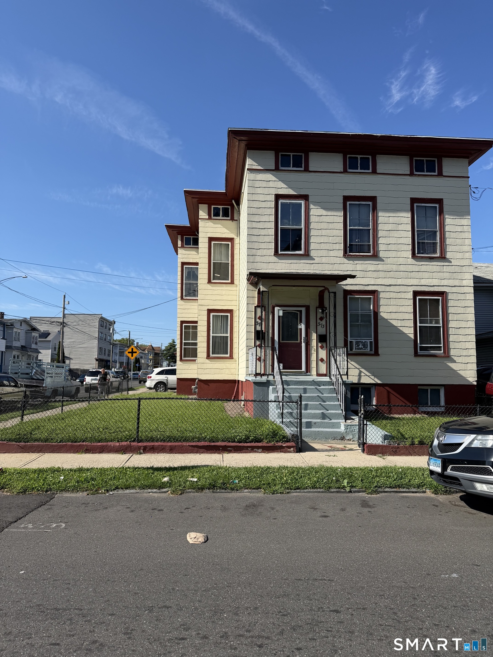 373 Arctic Street Bridgeport CT 06608