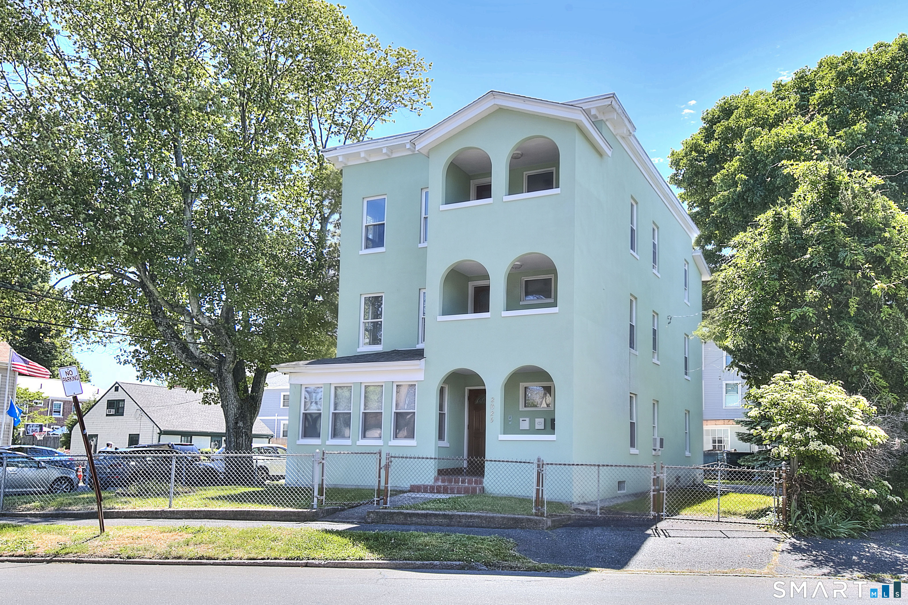 2029 Kings Highway Fairfield CT 06824