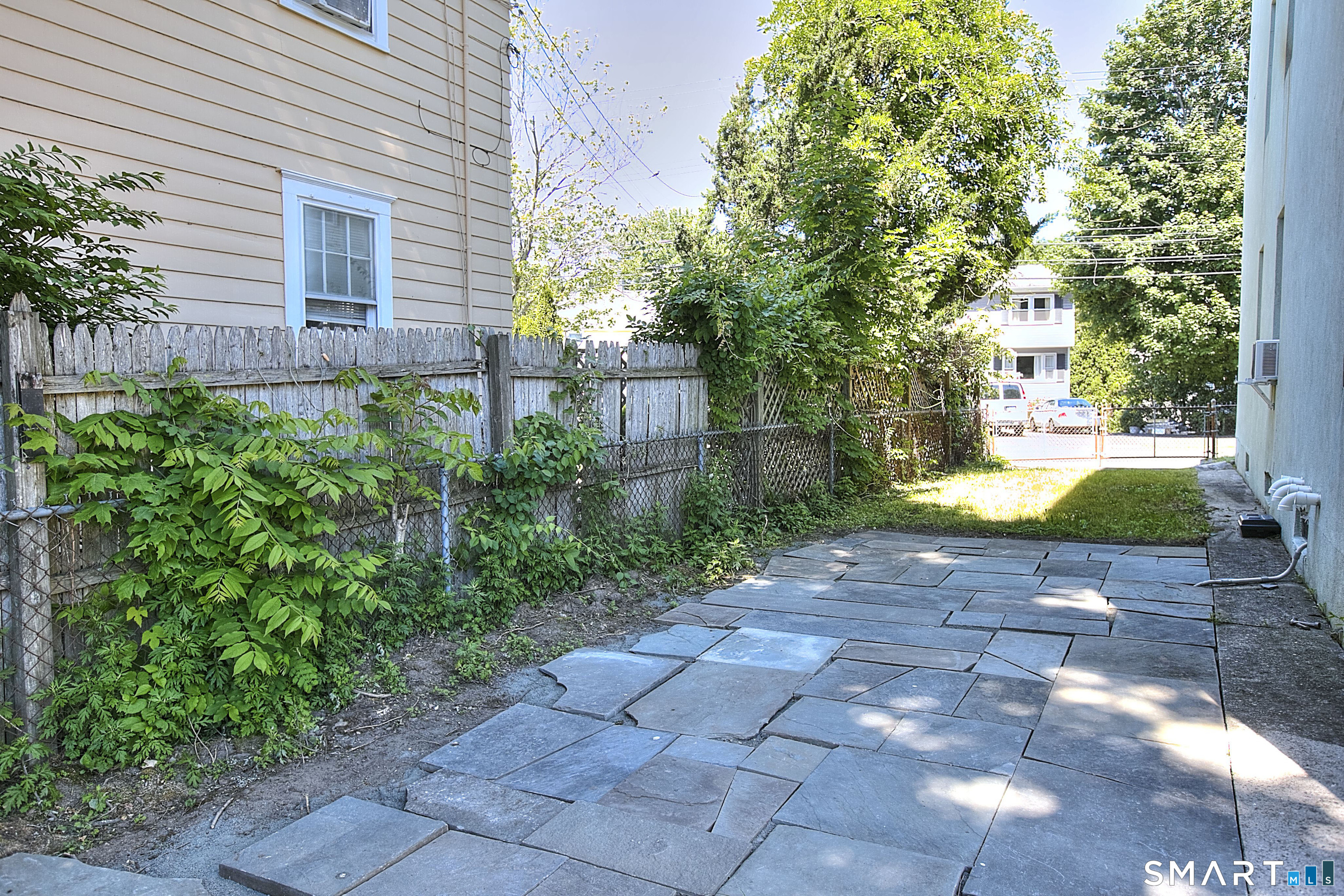 2029 Kings Highway Fairfield CT 06824