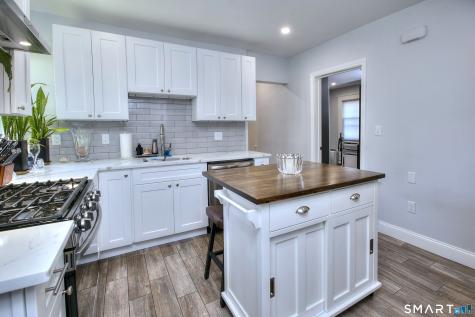 2029 Kings Highway Fairfield CT 06824